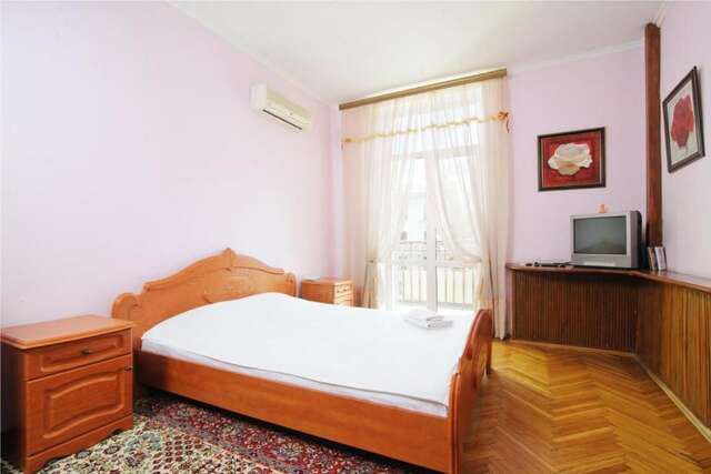 Апартаменты Apartments in the center on Rumyantseva Минск-8